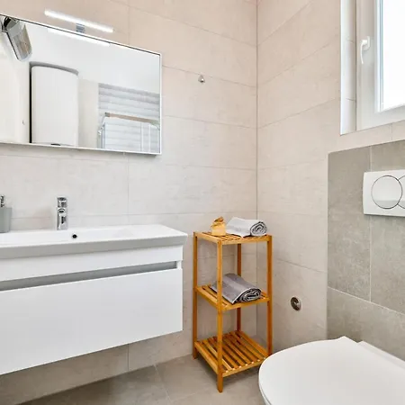 Relax Apartments Novalja Exterior photo