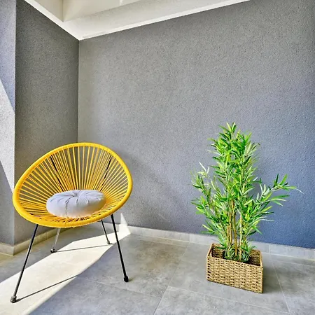 Relax Apartments Novalja Exterior photo