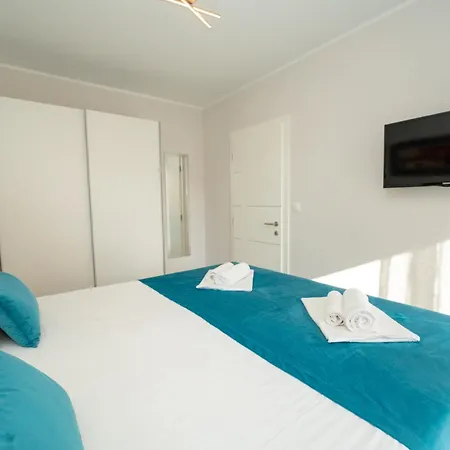 Relax Apartments Novalja Exterior photo