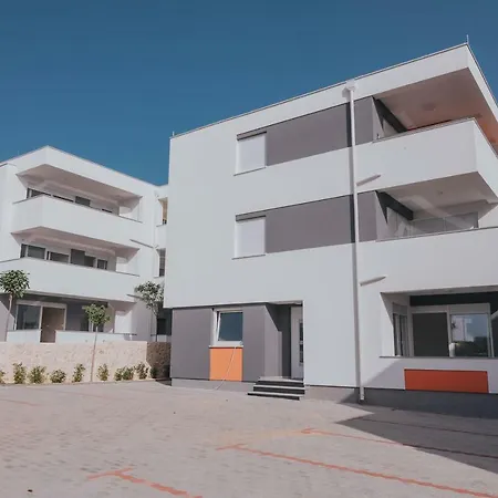 Relax Apartments Novalja Exterior photo