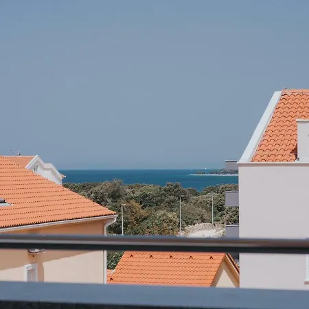Relax Apartments Novalja Exterior photo